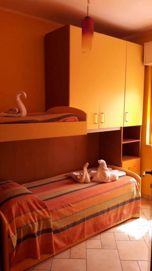 Appartamento Arancio La Maddalena  Buitenkant foto